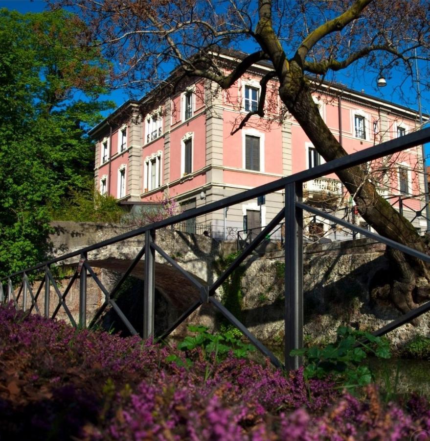 Trilocale In Villa Signorile Milano Exteriör bild
